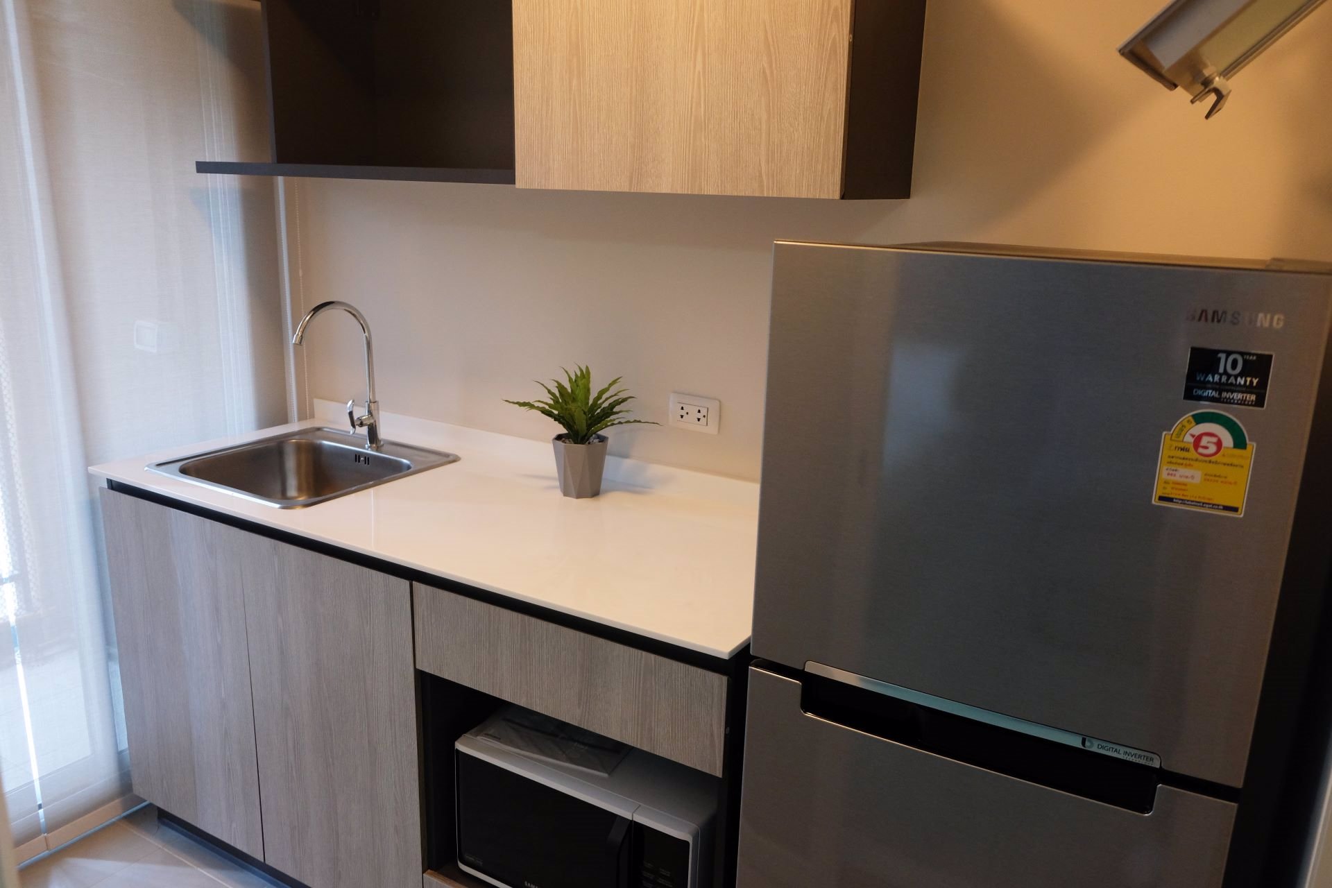 ขายห้องใหม่-ดีคอนโด-แคมปัส-โดม-รังสิต-วิวสระว่ายน้ำ-