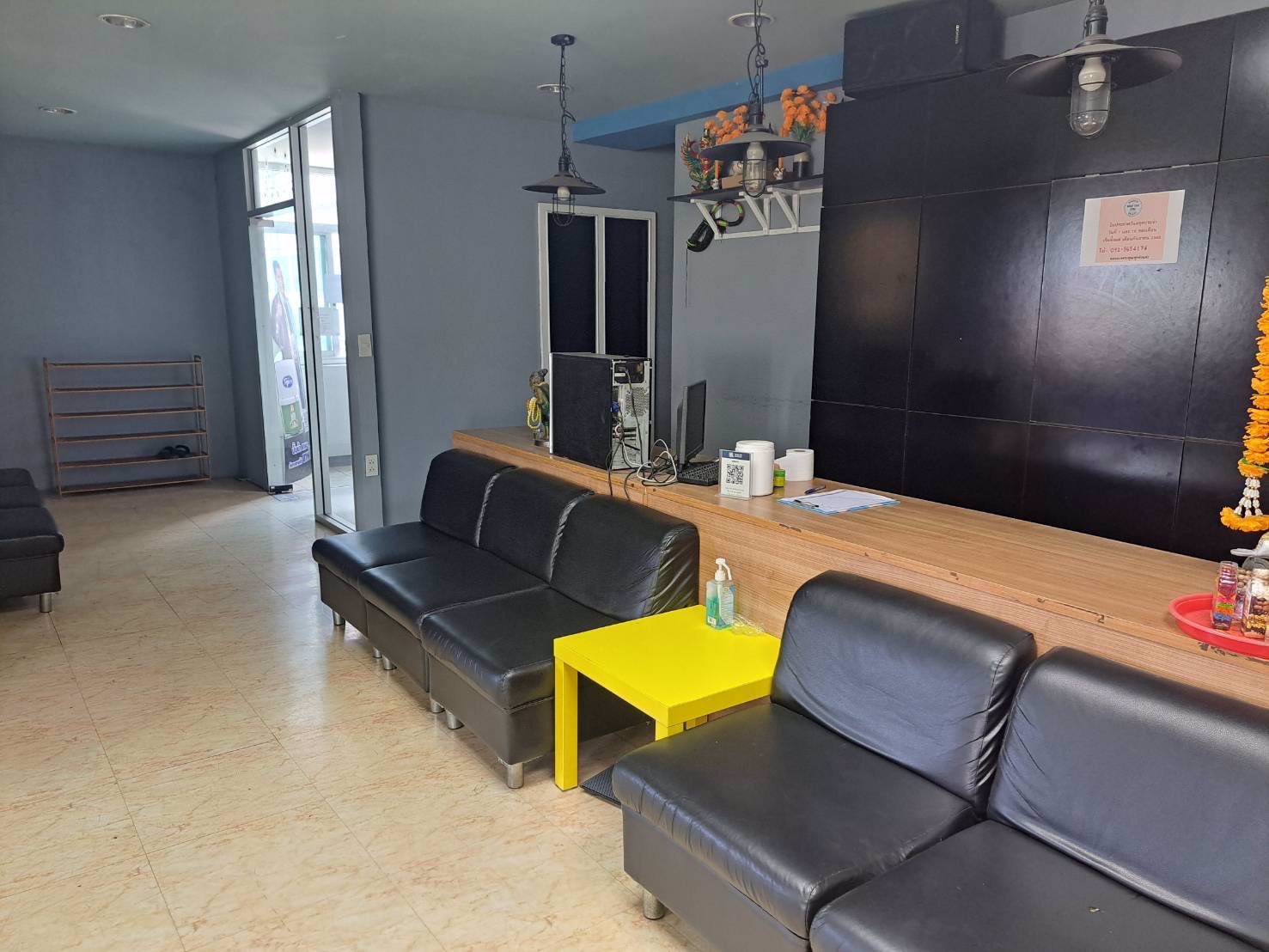 ให้เช่ายิมมวย-ราคาถูกทำเลดี-ริมถนนรัชดา-ใกล้รถไฟฟ้าใต้ดิน-สถานีรัชดา-ลาดพร้าว