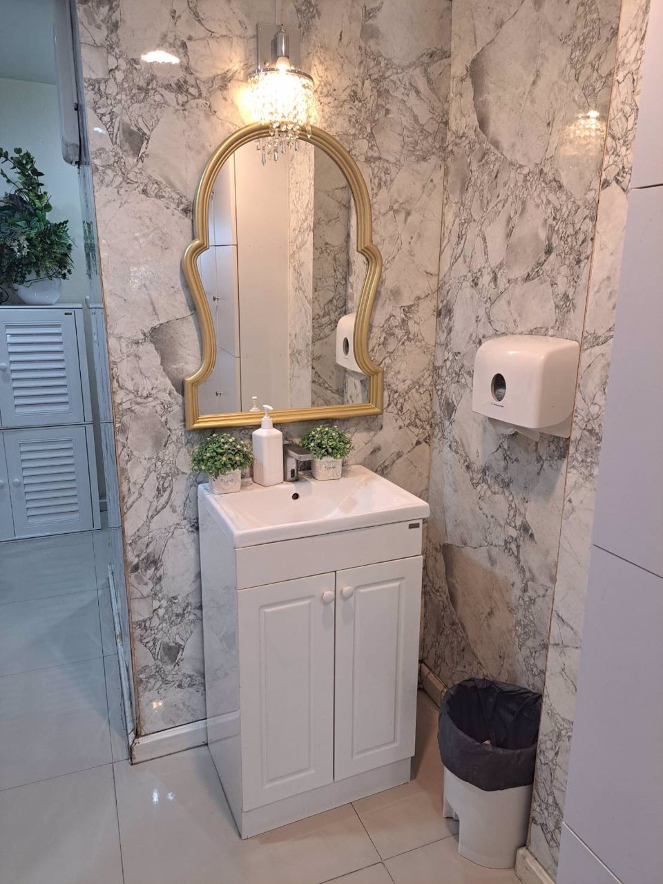 เซ้งคลินิกทันตกรรม-หาไม่ได้อีกแล้วในตลาดกลางคืนห้วยขวาง-