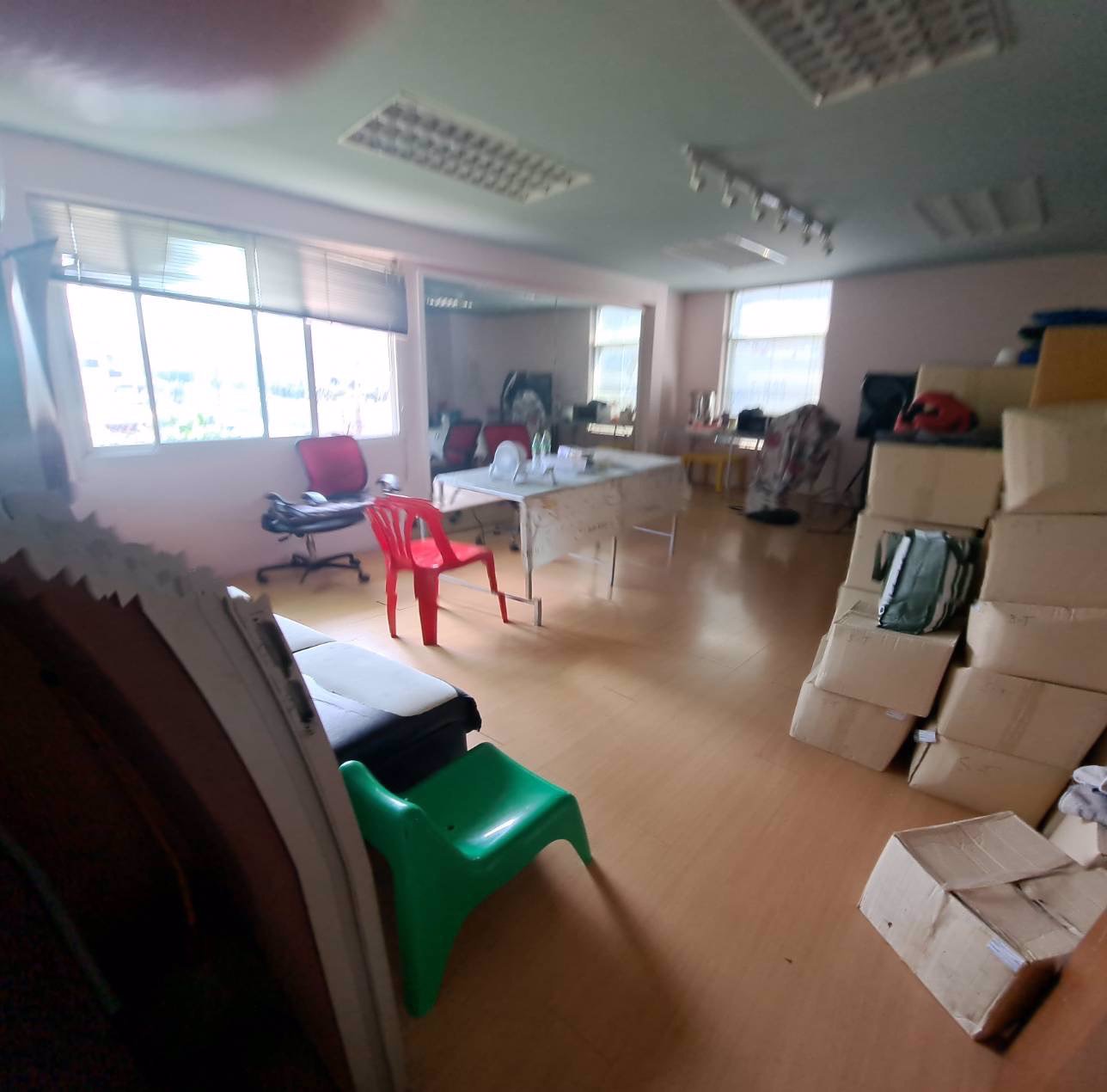 ให้เช่าพื้นที่ทำออฟฟิศ-254-ตรม-ริมรัชดา