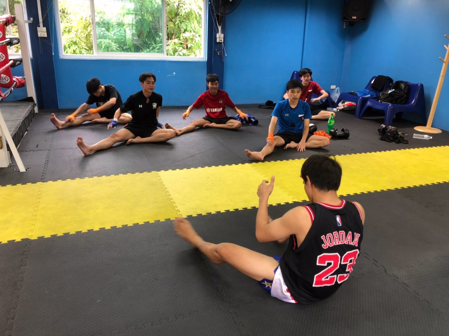 ให้เช่ายิมมวย-ราคาถูกทำเลดี-ริมถนนรัชดา-ใกล้รถไฟฟ้าใต้ดิน-สถานีรัชดา-ลาดพร้าว