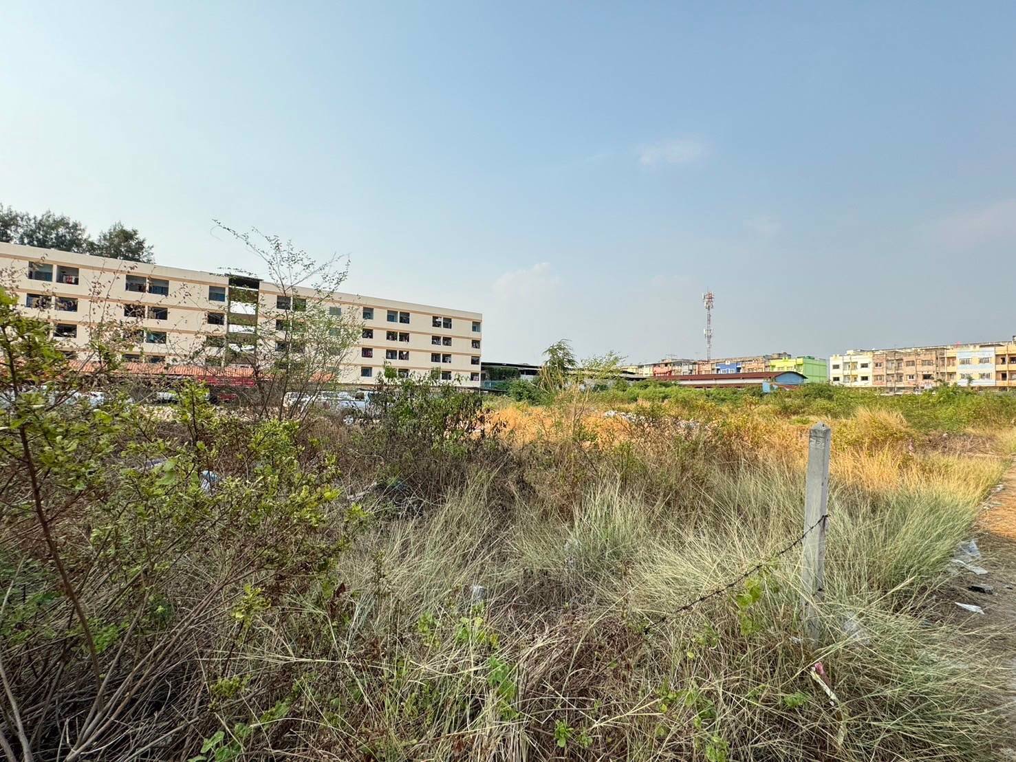 ขายที่เปล่า-ติดถนนเอกชัยบ่อดิน