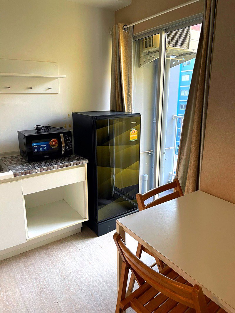 ให้เช่าด่วน-พลัมคอนโด-รังสิต-เฟต-1-ทิศเหนือ-เฟอร์ครบ-วิวสระ-พร้อมอยู่