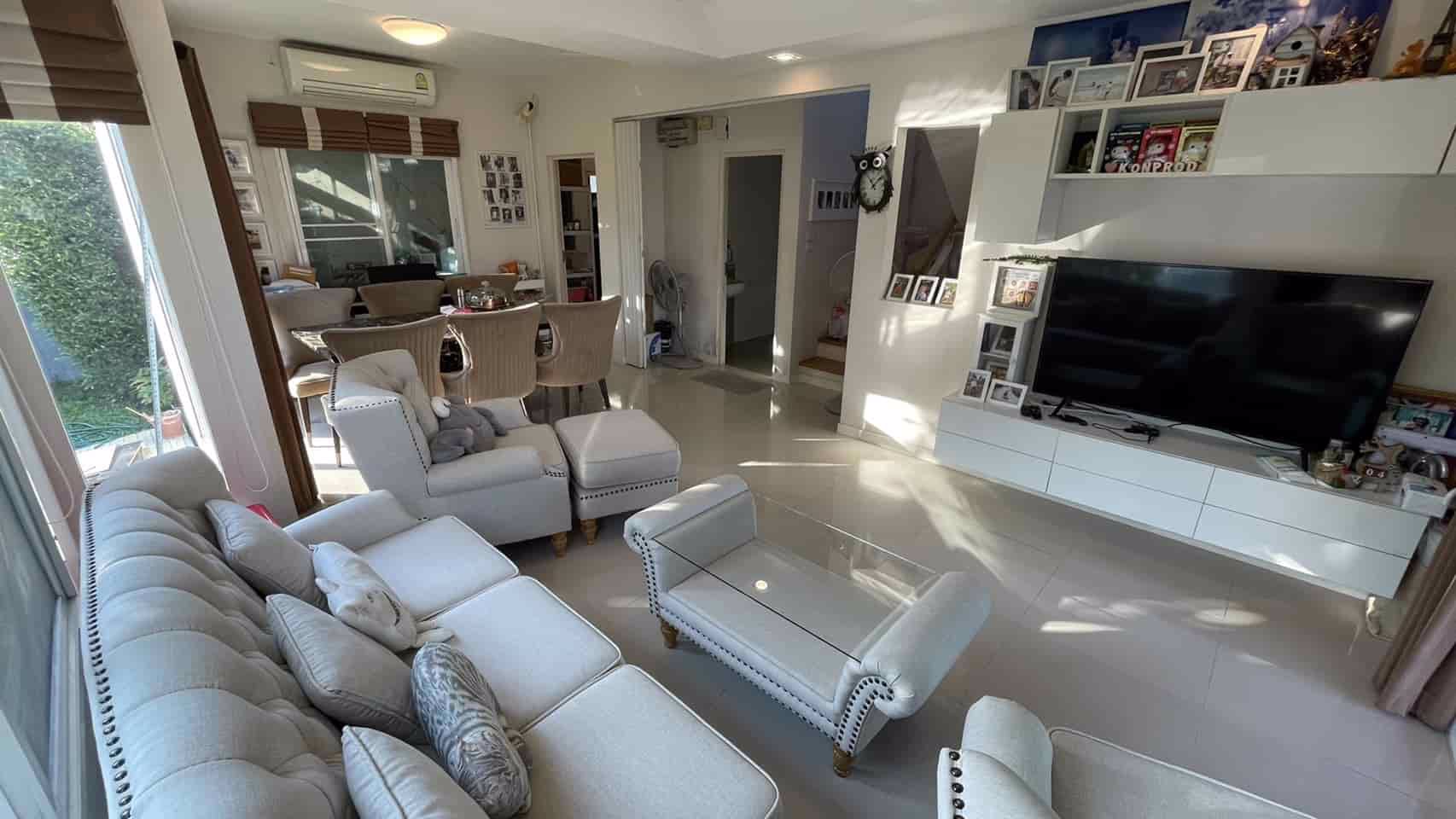 ขายบ้านเดี่ยว-592-ตรว-บ้านหลังมุม-ตรงข้ามไม่มีบ้านใคร-จอดรถสะดวก