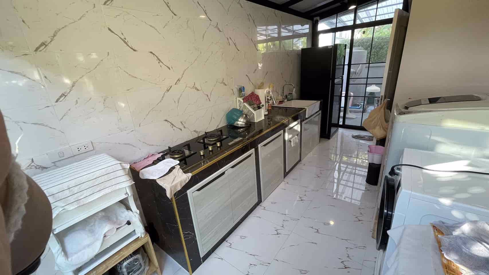 ขายบ้านเดี่ยว-592-ตรว-บ้านหลังมุม-ตรงข้ามไม่มีบ้านใคร-จอดรถสะดวก