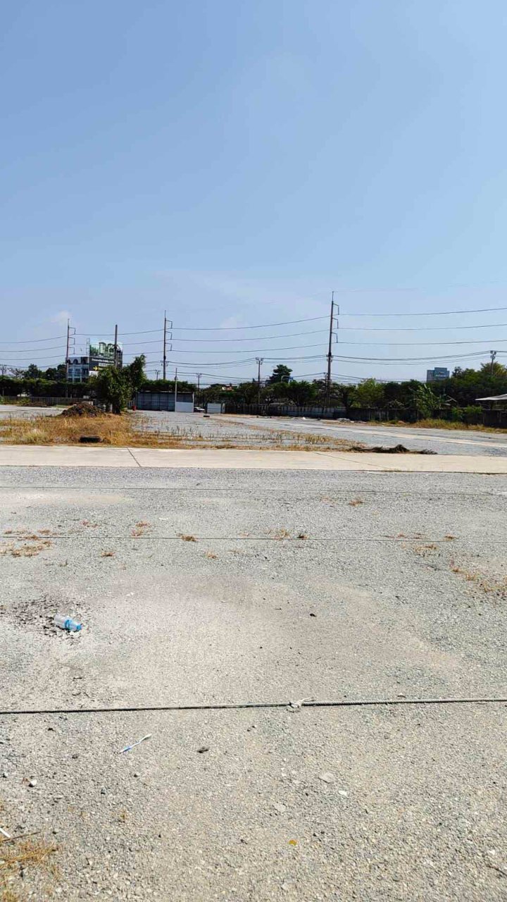 ขายที่ดินติดถนนใหญ่อ่อนนุช