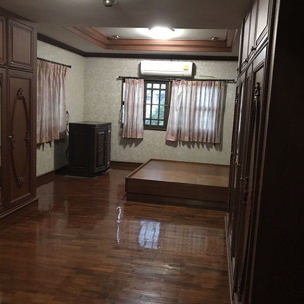 ขายบ้าน-62-ตรว-ซ-ประชาอุทิศ-5-วิสุทธินิเวศน์-ใกล้-mrt-ห้วยขวาง-รัชดา-159-ล้าน-รวมโอน