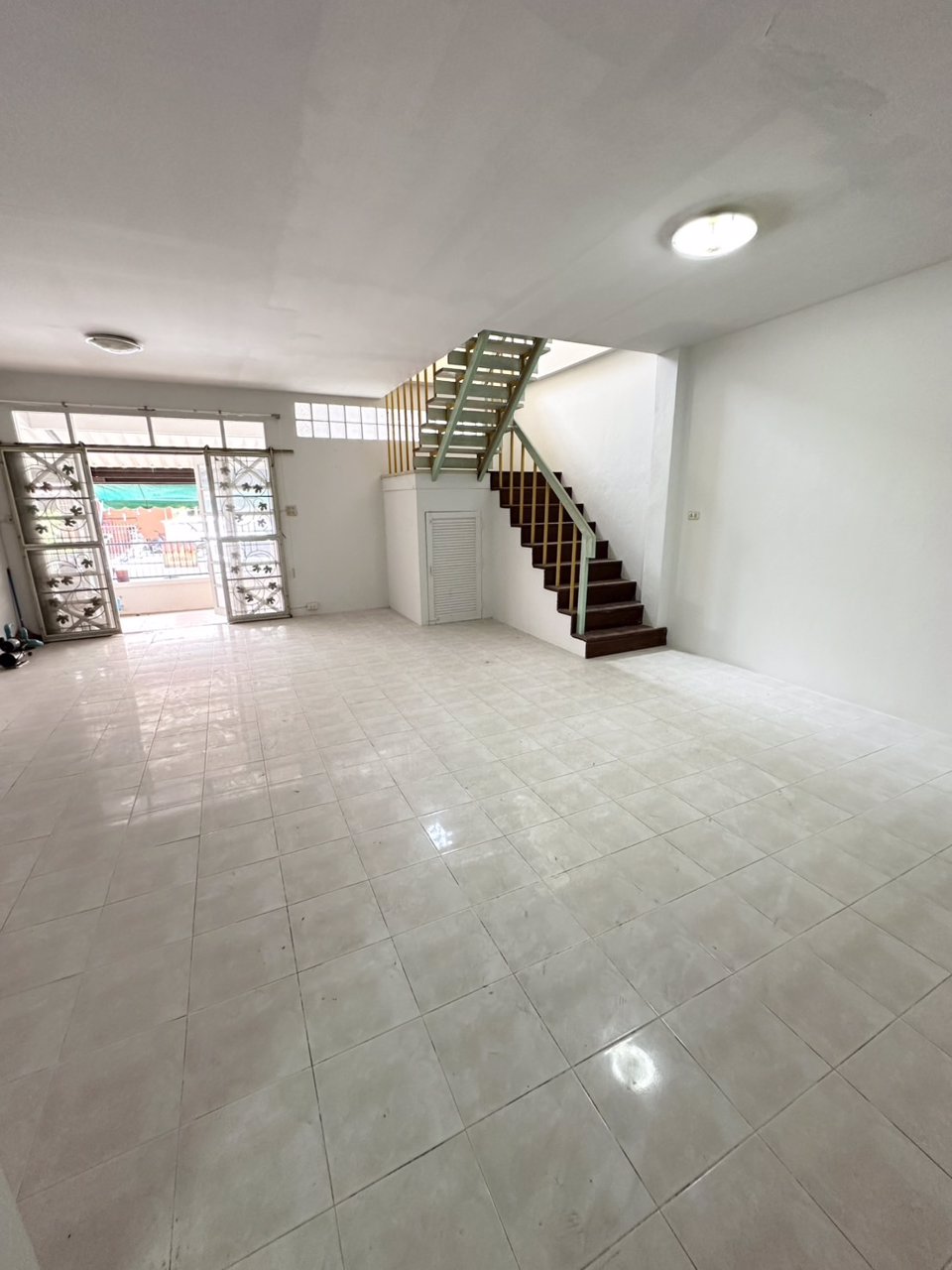 เจ้าของขายเอง-ศิลาพร-มีงบล้านกว่า-ก็ได้ทาวน์เฮ้าส์สองชั้น