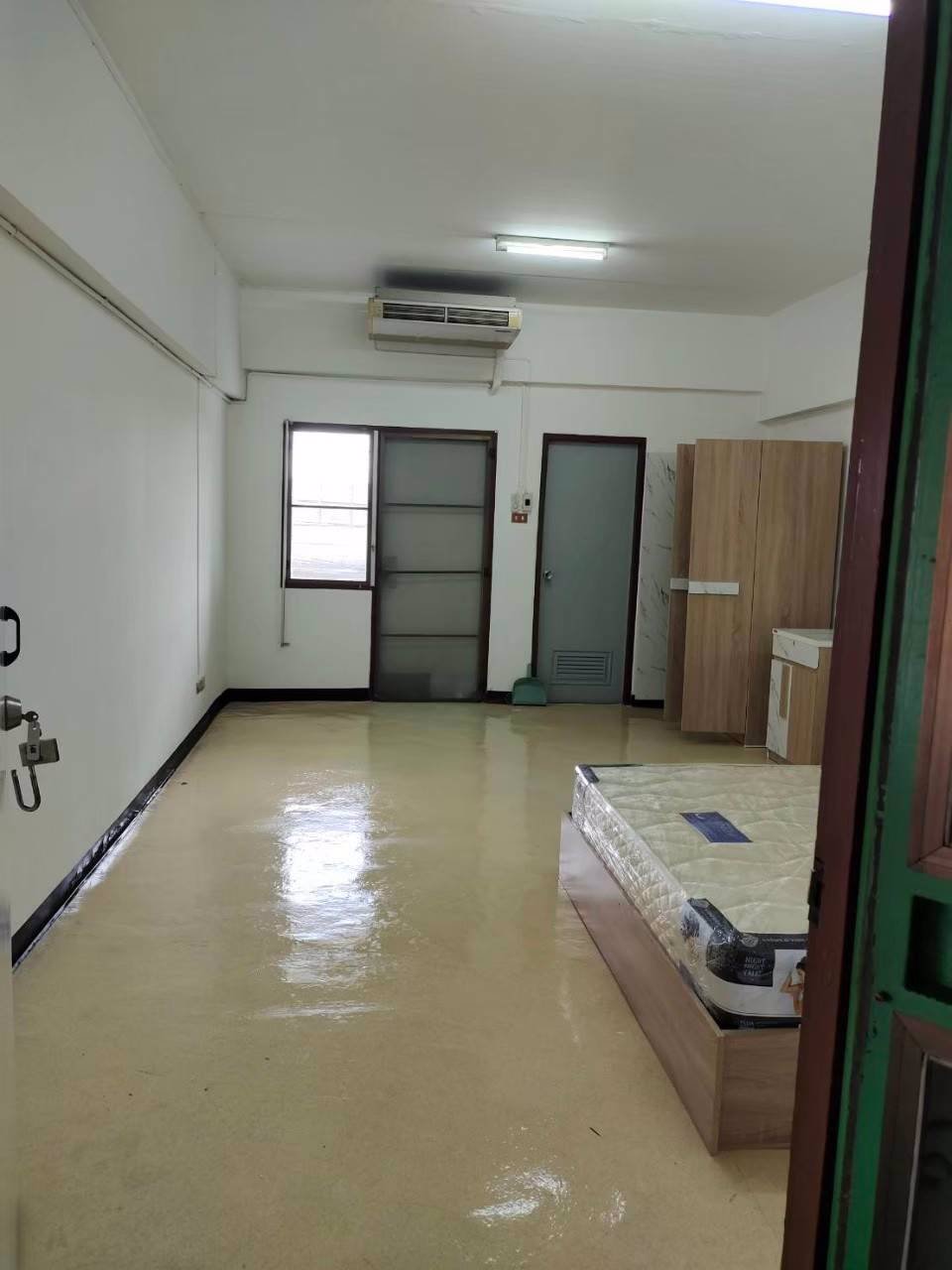 คอนโดร่มโพธิ์-ชั้น-3-ขนาด-30-ตรม-1-ห้องนอน-1-ห้องน้ำ