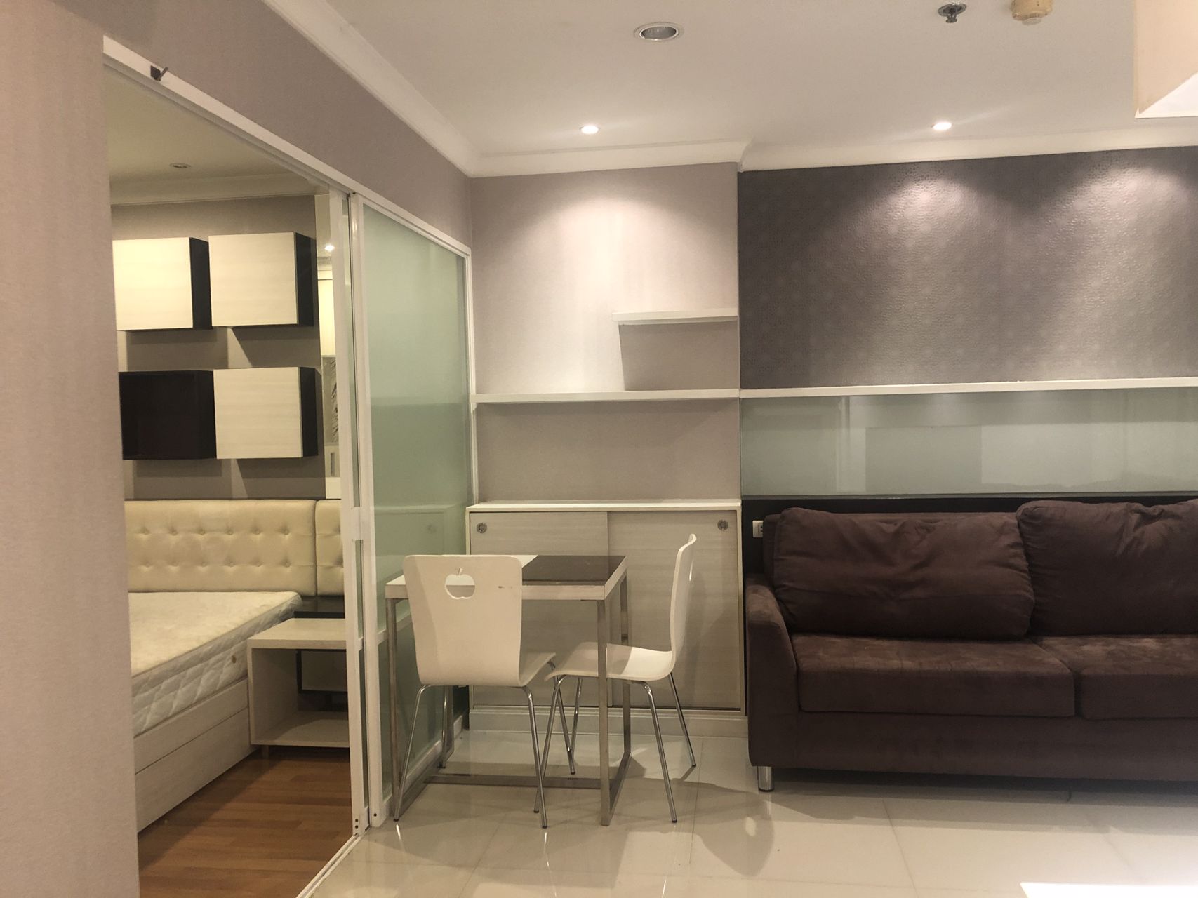 ขายคอนโด-ลุมพินี-เพลส-พระราม9-รัชดา-พร้อมผู้เช่า