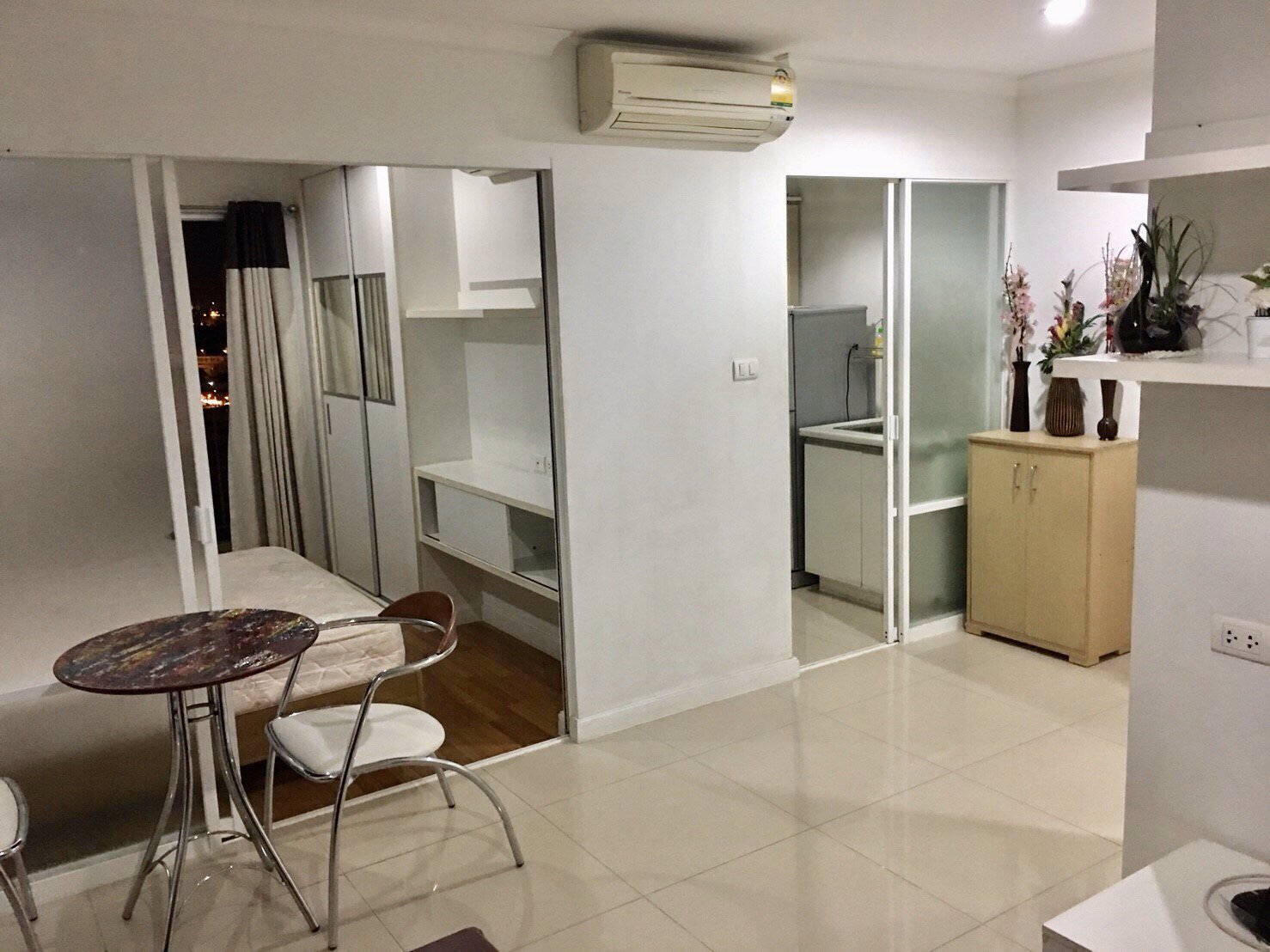 ขายและให้เช่า-คอนโดลุมพินีเพลส-พระราม9-รัชดา-ตึก-บี