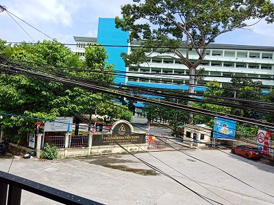 ให้เช่าอาคารพาณิชย์-ห้องมุม3ชั้น-พร้อมอยู่-อาคารหันหน้าเข้าประตูโรงเรียนมัธยมตากสินระยอง-เดิน20ก้าว