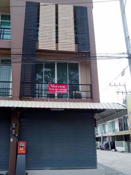 ให้เช่าอาคารพาณิชย์-ห้องมุม3ชั้น-พร้อมอยู่-อาคารหันหน้าเข้าประตูโรงเรียนมัธยมตากสินระยอง-เดิน20ก้าว