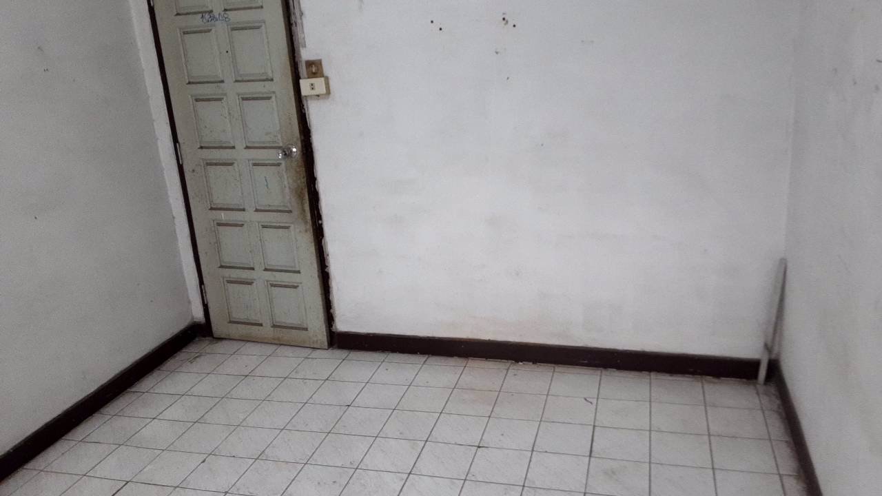 ต้องขายทาวน์เฮ้าส์มือสองราคาถูก-อยู่ดอนเมือง-เจ้าของขายเอง