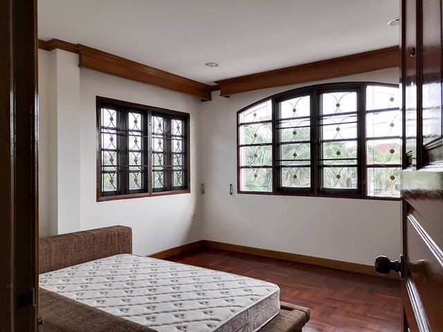 ให้เช่าบ้านเดี่ยว-2-ชั้น-เนื้อที่-140-ตรว-หมู่บ้านสีวลี-ปากเกร็ด-ใกล้เซ็นทรัลแจ้งวัฒนะ