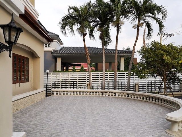 ให้เช่าบ้านเดี่ยว-2-ชั้น-เนื้อที่-140-ตรว-หมู่บ้านสีวลี-ปากเกร็ด-ใกล้เซ็นทรัลแจ้งวัฒนะ