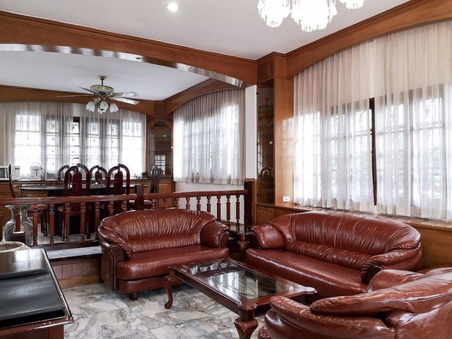 ให้เช่าบ้านเดี่ยว-2-ชั้น-เนื้อที่-140-ตรว-หมู่บ้านสีวลี-ปากเกร็ด-ใกล้เซ็นทรัลแจ้งวัฒนะ