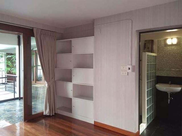 ให้เช่าบ้านเดี่ยว-3-ชั้น-พื้นที่-750-ตรม-ซอยสุขุมวิท-31-ใกล้-bts-พร้อมพงษ์