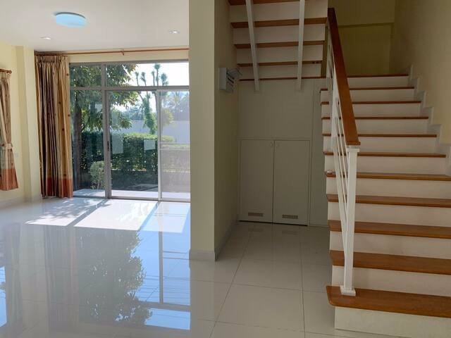 ให้เช่าบ้านเดี่ยว-2-ชั้น-61-ตรว-โครงการเพอร์เฟค-เพลส-แจ้งวัฒนะ-บ้านใหม่หน้าสวน-เดินทางสะดวก