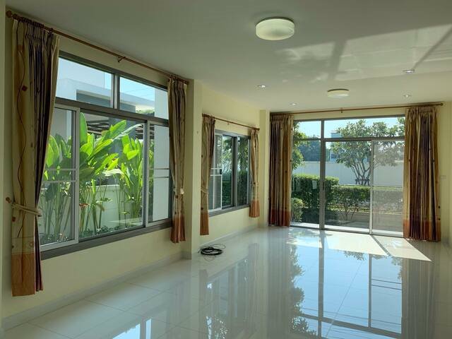 ให้เช่าบ้านเดี่ยว-2-ชั้น-61-ตรว-โครงการเพอร์เฟค-เพลส-แจ้งวัฒนะ-บ้านใหม่หน้าสวน-เดินทางสะดวก