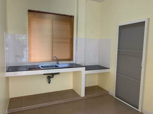 ให้เช่าบ้านเดี่ยว-2-ชั้น-61-ตรว-โครงการเพอร์เฟค-เพลส-แจ้งวัฒนะ-บ้านใหม่หน้าสวน-เดินทางสะดวก