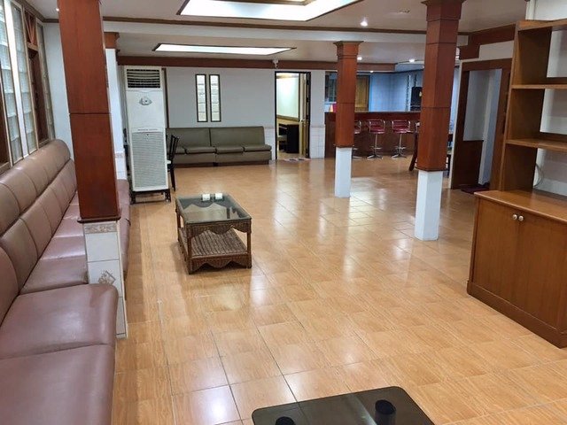 ขายบ้านเดี่ยว-2-ชั้น-เนื้อที่-102-ตรว-ซอยลาดพร้าว-71-ใกล้เลียบด่วนรามอินทรา-ทำเลดี-เดินทางสะดว