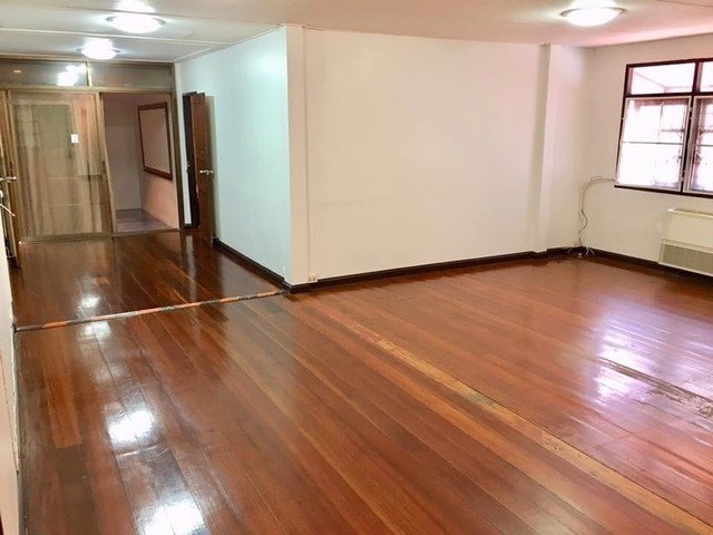 ขายบ้านเดี่ยว-2-ชั้น-เนื้อที่-102-ตรว-ซอยลาดพร้าว-71-ใกล้เลียบด่วนรามอินทรา-ทำเลดี-เดินทางสะดว