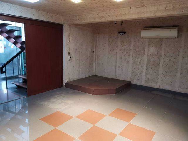 ให้เช่าบ้านเดี่ยว-2-ชั้น-ติดถนนสุขุมวิท-49-เนื้อที่-80-ตรว-เหมาะสำหรับทำธุรกิจสปาคลินิกและพักอาศัย