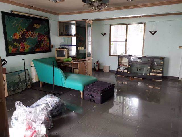 ให้เช่าบ้านเดี่ยว-2-ชั้น-ติดถนนสุขุมวิท-49-เนื้อที่-80-ตรว-เหมาะสำหรับทำธุรกิจสปาคลินิกและพักอาศัย