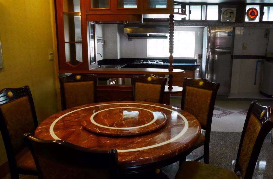 ให้เช่าทาวน์โฮม-2-ชั้น-เนื้อที่-27-ตรว-3-นอน-3-น้ำ-เฟอร์และเครื่องใช้ไฟฟ้าครบชุด-หมู่บ้านวัฒนา