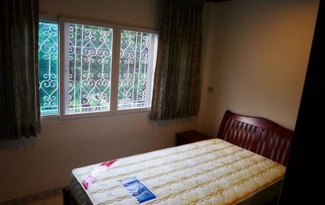 ให้เช่าทาวน์โฮม-2-ชั้น-เนื้อที่-27-ตรว-3-นอน-3-น้ำ-เฟอร์และเครื่องใช้ไฟฟ้าครบชุด-หมู่บ้านวัฒนา