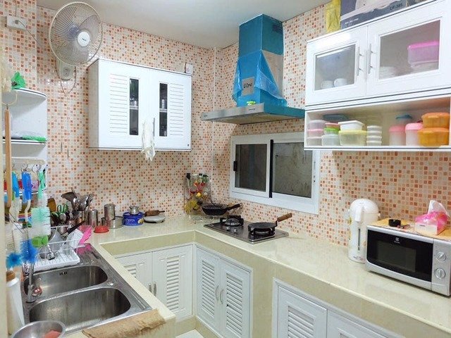 ขายทาวน์เฮ้าส์-3-ชั้น-หมู่บ้านรินรดา-ซอ่อนนุช-46-พื้นที่ใช้สอย-160-ตรม-4-นอน-3-น้ำ-เดินทางสะดวก