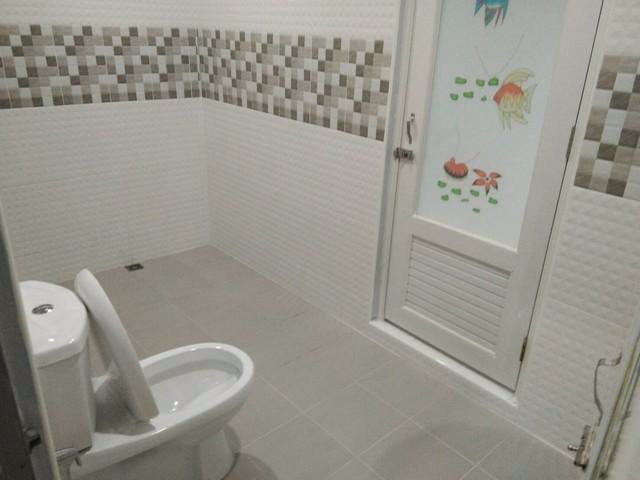 ให้เช่าบ้านเดี่ยวชั้นเดียว-หัวมุม-เหมาะทำออฟฟิศ-ร้านกาแฟ-ร้านอาหาร-หรือพักอาศัย-รีโนเวทใหม่-ลาด