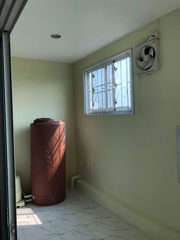 ให้เช่าทาวน์โฮม-2-ชั้น-หมู่บ้านแกรนด์วิลล์-สรงประภา-30-ใกล้สนามบินดอนเมือง-เดินทางสะดวก