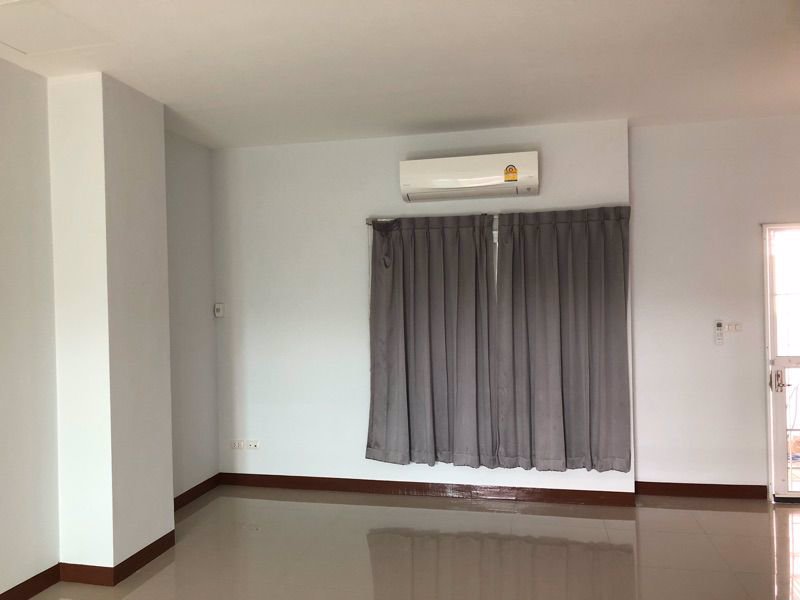 ให้เช่าทาวน์โฮม-2-ชั้น-หมู่บ้านแกรนด์วิลล์-สรงประภา-30-ใกล้สนามบินดอนเมือง-เดินทางสะดวก