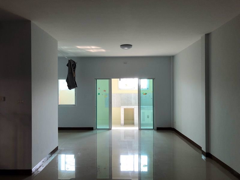 ให้เช่าทาวน์โฮม-2-ชั้น-หมู่บ้านแกรนด์วิลล์-สรงประภา-30-ใกล้สนามบินดอนเมือง-เดินทางสะดวก