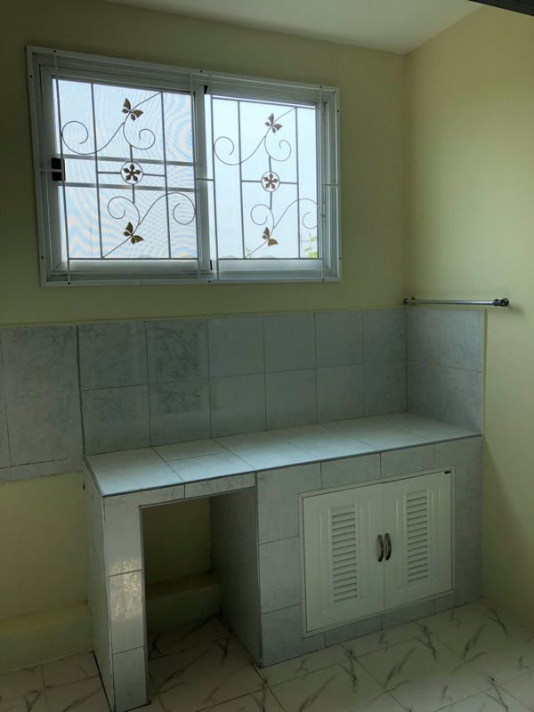 ให้เช่าทาวน์โฮม-2-ชั้น-หมู่บ้านแกรนด์วิลล์-สรงประภา-30-ใกล้สนามบินดอนเมือง-เดินทางสะดวก