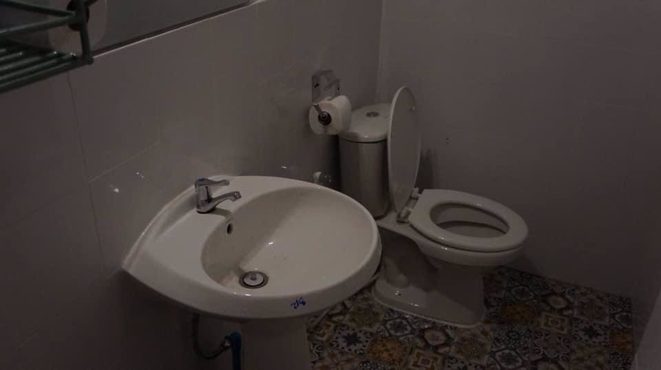 เซ้งธุรกิจ-hostel-ย่านหัวลำโพง-ตกแต่ง-style-โบราณ-สามารถดำเนินกิจการได้เลยหรือดัดแปลงเป็นร้านอาหาร