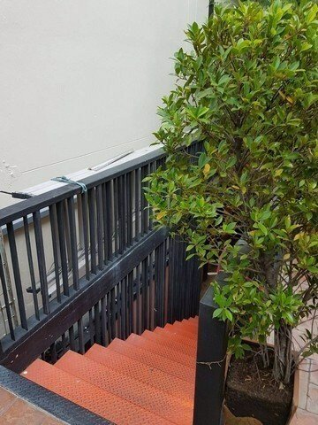 ให้เช่าพื้นที่-2-ชั้น-ย่านถนนนราธิวาสราชนครินทร์-พื้นที่ใช้สอย-380-ตรม-ทำเลยดีติดริมถนน