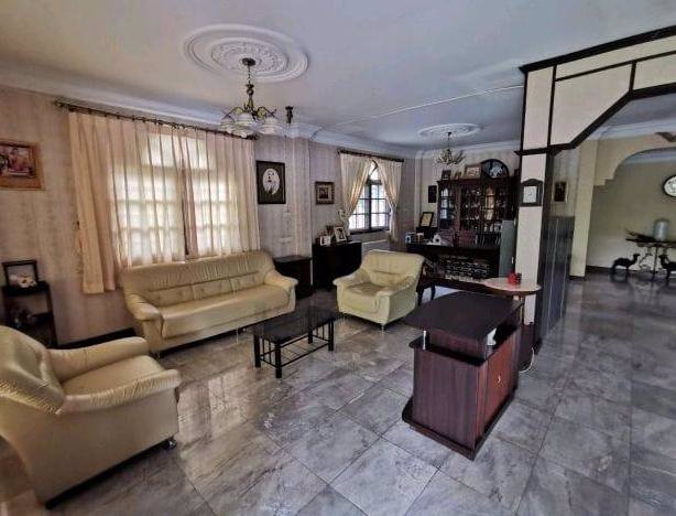 ให้เช่าบ้านเดี่ยว-2-ชั้น-บ้านใหญ่น่าอยู่-พร้อมเฟอร์นิเจอร์บิวท์อิน-เนื้อที่-200-ตรว-ซอยลาดพร้าว-130