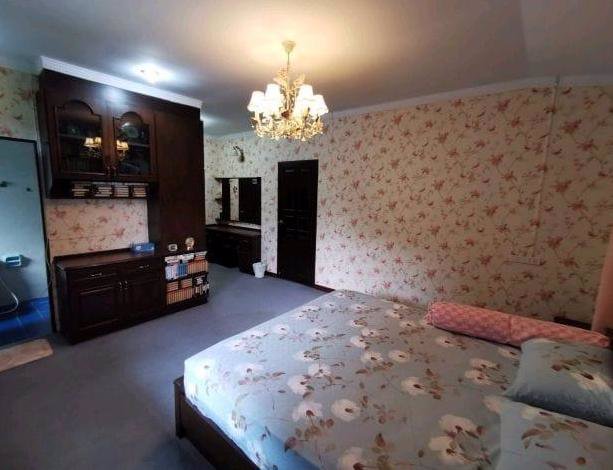 ให้เช่าบ้านเดี่ยว-2-ชั้น-บ้านใหญ่น่าอยู่-พร้อมเฟอร์นิเจอร์บิวท์อิน-เนื้อที่-200-ตรว-ซอยลาดพร้าว-130