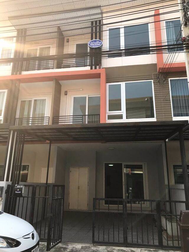 ให้เช่าทาวน์โฮม-3-ชั้น-พื้นที่ใช้สอย-170-ตรม-หมู่บ้านเดอะ-ทรัสต์-นวลจันทร์-เฟอร์บางส่วน
