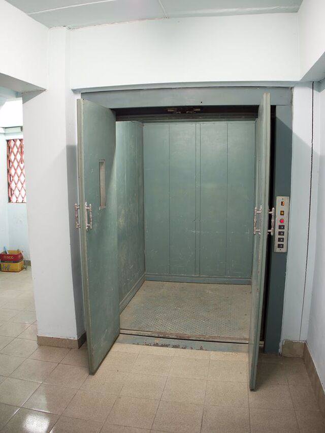 ให้เช่าอาคาร-5-ชั้น-ซอยพุทธบูชา-9-เขตจอมทอง-เหมาะทำเป็นออฟฟิศและคลังสินค้า-พื้นที่ใช้สอย-520-ตรม