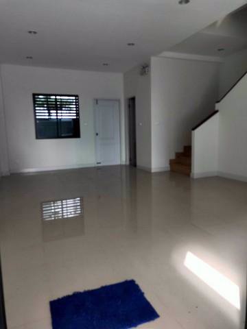 ให้เช่าโฮมออฟฟิศ-4-ชั้น-เหมาะทำเป็นสำนักงาน-โครงการไอฟีล-บางนา-หลังมุม-เนื้อที่-21-ตรว-ใกล้เม