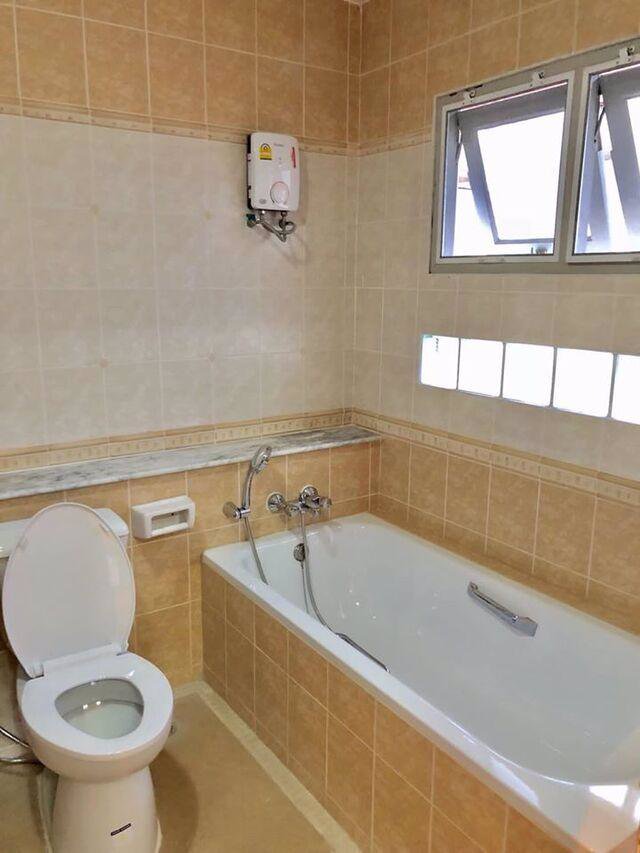 ให้เช่าบ้านเดี่ยว-2-ชั้น-3-นอน-3-น้ำ-เนื้อที่-60-ตรว-หมู่บ้านชวนชื่น-แคราย-ตกแต่งใหม่เฟอร์ครบ