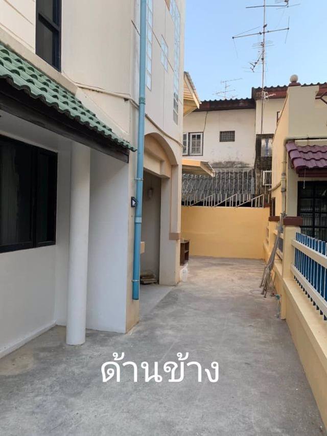 ให้เช่าทาวน์เฮ้าส์-3-ชั้นครึ่ง-หมู่บ้านโฮมอเวนิว-1-ซอยสุขุมวิท-101-1-เนื้อที่-37-ตรว-3-นอน-4-น้ำ
