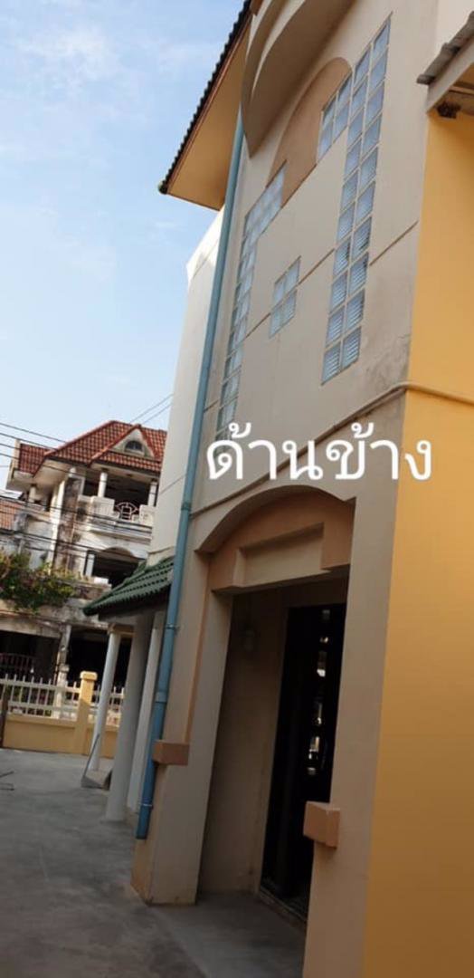 ให้เช่าทาวน์เฮ้าส์-3-ชั้นครึ่ง-หมู่บ้านโฮมอเวนิว-1-ซอยสุขุมวิท-101-1-เนื้อที่-37-ตรว-3-นอน-4-น้ำ