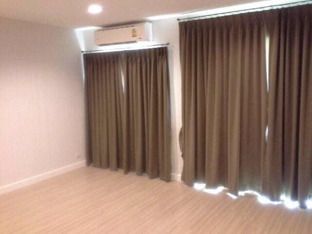 ให้เช่าทาวน์โฮม-3-ชั้น-3-ห้องนอน-3-ห้องน้ำ-พื้นที่ใช้สอย-200-ตรม-หมู่บ้านกรีนิช-รามอินทรา