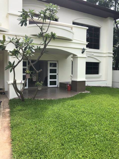 ให้เช่าบ้านเดี่ยว-2-ชั้น-เนื้อที่-135-ตรว-เฟอร์ครบพร้อมอยู่-หมู่บ้านนิชดาธานี-แจ้งวัฒนะ