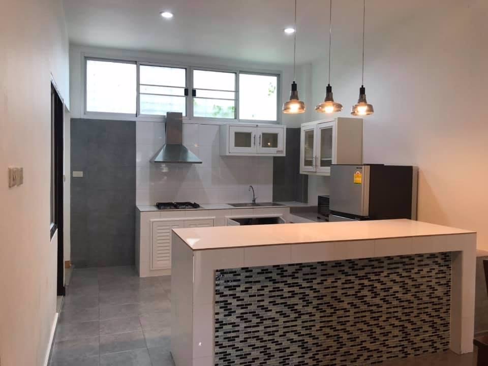 ให้เช่าทาวน์โฮม-3-ชั้น-เหมาะสำหรับอยู่อาศัย-หรือทำออฟฟิศ-ซอยทองหล่อ36-ใกล้-bts-ทองหล่อ